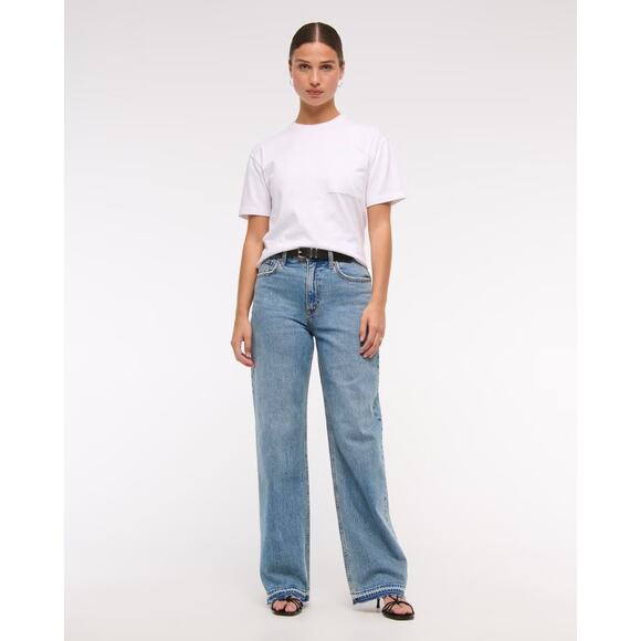 Abercrombie & Fitch Curve Love High Rise 90s Relaxed Jean 25 Short - Picture 1 of 11